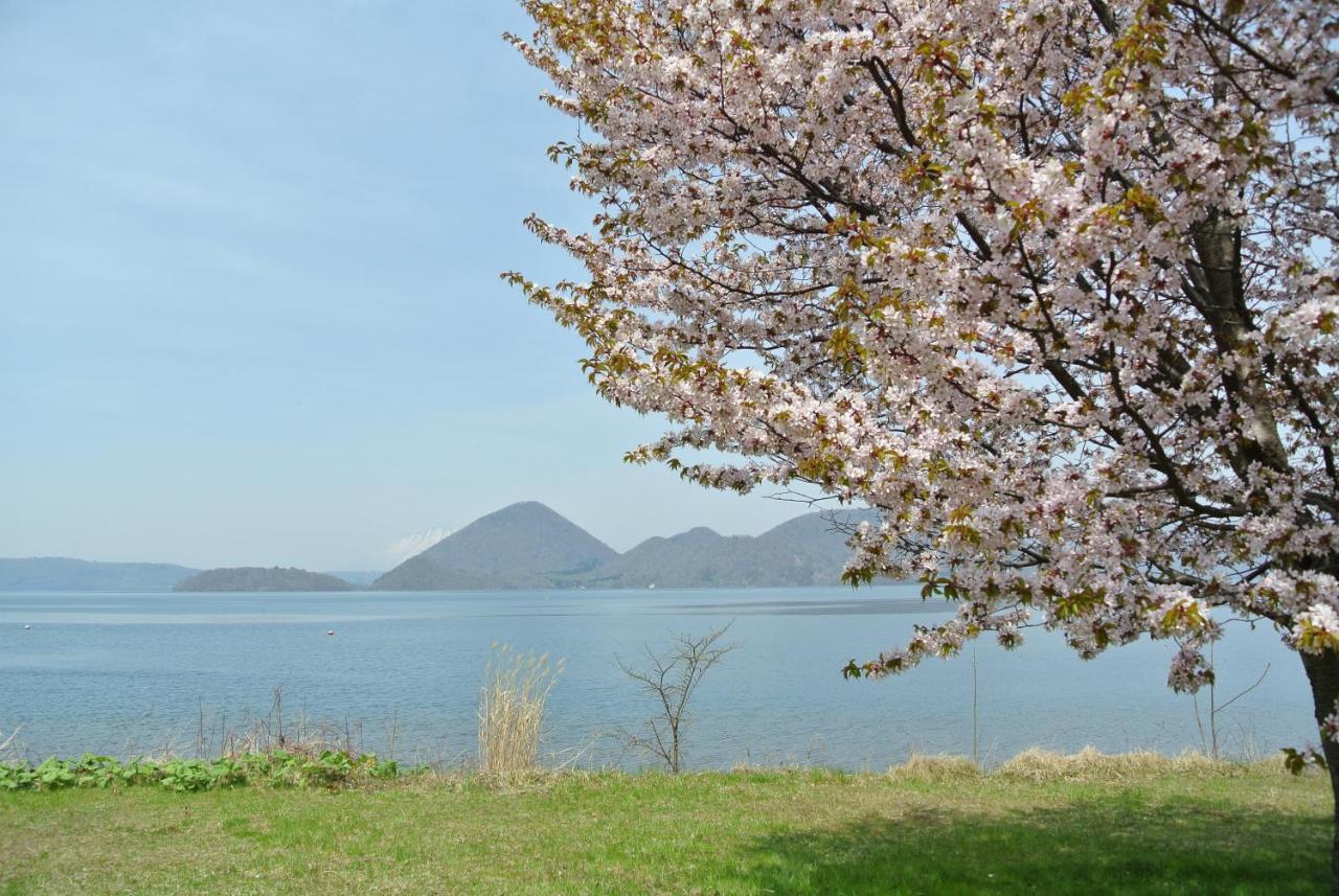 Toyako Manseikaku Hotel Lakeside Terrace Kültér fotó